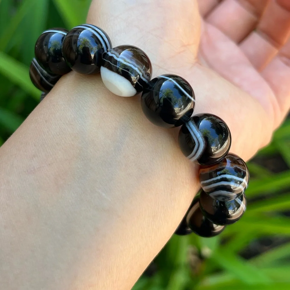 14mm stretchable banded onyx bracelet‎ 0180